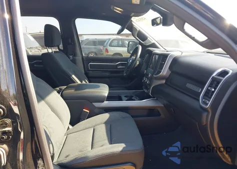 2021 Ram 1500 Big Horn 4X2 5'7 Box from USA, damaged, VIN 1C6RREFT1MN769814